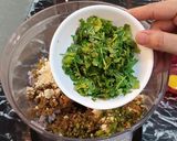 A picture of step 4 of Ispahani Kebab.