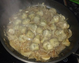 Foto del paso 1 de la receta: Alcachofas con cebolla y jamón serrano