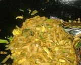 Foto langkah ke 2 dari resep Kwetiau goreng pedas.