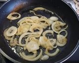 Foto del paso 3 de la receta Solomillo con pesto de tomates secos