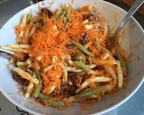 Une image de l'étape 5 de Salade de fusilis pugliesi aux carottes et olives (sauce vinaigrette aux herbes).