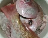 Foto langkah ke 1 dari resep Ikan Kakap Merah Kuah Kuning.