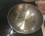 A picture of step 2 of Mapo tofu.