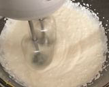 A picture of step 5 of Eggless Mango Cheesecake.