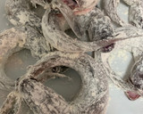 Foto del paso 2 de la receta: Pescadillas fritas como las ha hecho siempre “La Bis”