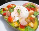รูปขั้นตอนการทำที่ 5 ของ Avocado Boat Salad & Egg ไข่ดาวน้ำ&สลัดถั่วลูกไก่ในอะโวคาโด 🥑