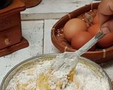 Foto langkah ke 4 dari resep Bolu Kukus Pisang Coklat No Mixer.