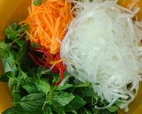 Hình bước làm 7 của món Gỏi cá dỗi