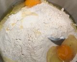 Hình bước làm 2 của món Bánh mì gối nho khô