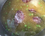 Foto del paso 2 de la receta: Carrilleras con jamón y guisantes al vino semidulce