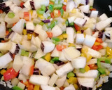 Foto del paso 3 de la receta: Timbal de verdura con garbanzos y atún