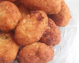 Foto langkah ke 4 dari resep Rempah (Perkedel) Bandeng Kelapa.