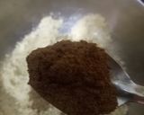 A picture of step 2 of Bedmi puri.