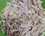 Foto langkah ke 1 dari resep Usus Crispy.