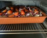 Foto del paso 8 de la receta Alitas de pollo al horno con verduras