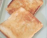 A picture of step 1 of Yummy creamy Toast.