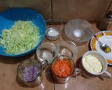 Foto del paso 1 de la receta: Ensalada de col estilo kfc