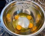 Foto del paso 3 de la receta: Pastel de queso con esencia de menta