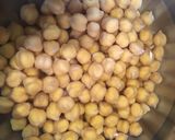 A picture of step 1 of Hummus.