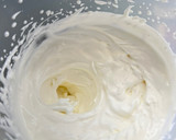 Foto del paso 4 de la receta: Tarta fría de yogur con cobertura de mango