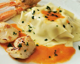 Foto del paso 9 de la receta: Lasaña de Wonton rellena de Vieiras y Cigalas con bechamel