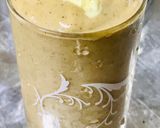 A picture of step 2 of Oats and mango smoothie.