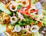 Hình bước làm 4 của món Mì xào mực 🦑🦑