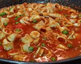 Foto del paso 5 de la receta: Arroz con calamares y langostinos