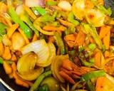 Chinese veg Hakka noodles with schezwan chutney recipe step 2 photo