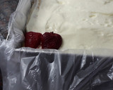 Foto del paso 11 de la receta: Tarta de frutillas c/pastelera /crema individual. Grace