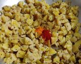 A picture of step 6 of Raw banana dry curry (suki bhaji).