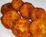 A picture of step 1 of Chicken Cutlets.