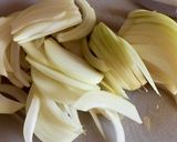 Foto del paso 4 de la receta: Mini tartas de cebolla y orégano