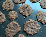 Foto del paso 4 de la receta: Galletitas saludables con chips de chocolates