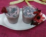 Strawberry Smoothie with Chia Seeds recipe step 2 photo