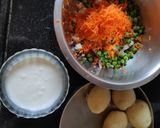 A picture of step 1 of Dahi ke shole.