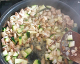Foto del paso 2 de la receta: Tapa champiñón con vegetales y mousse de aceite de trufa