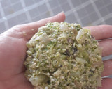 Foto del paso 4 de la receta: Tortitas de brócoli con champiñones