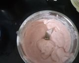 A picture of step 2 of Red Guava Icecream.