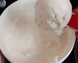 A picture of step 4 of Eggless Vanilla & Yogurt Ice Cream.