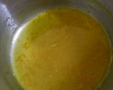 A picture of step 5 of 4 in 1 orange mousse sponge cake.