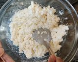 A picture of step 1 of Cottage Cheese Salad.