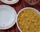 A picture of step 2 of Mexican macaroni.