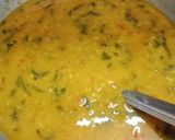 A picture of step 2 of Dal Palak.