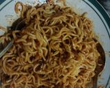 Foto langkah ke 1 dari resep Pizza Mie Aceh.