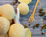 Foto del paso 4 de la receta: Pan 🥖de queso 🧀 y ajo 🧄