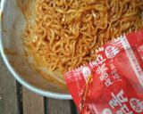 Foto langkah ke 1 dari resep Samyang challenge.