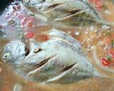 Gambar langkah 5 resipi Ikan Bawal Rebus Lemon.