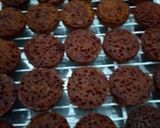 Foto langkah ke 9 dari resep Bolu karamel alias si sarang semut.