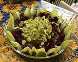 Une image de l'étape 9 de Salade aux deux endives, roquefort et sauce maison.